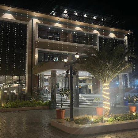 The Pavilion Park Resort Malegaon Ngoại thất bức ảnh