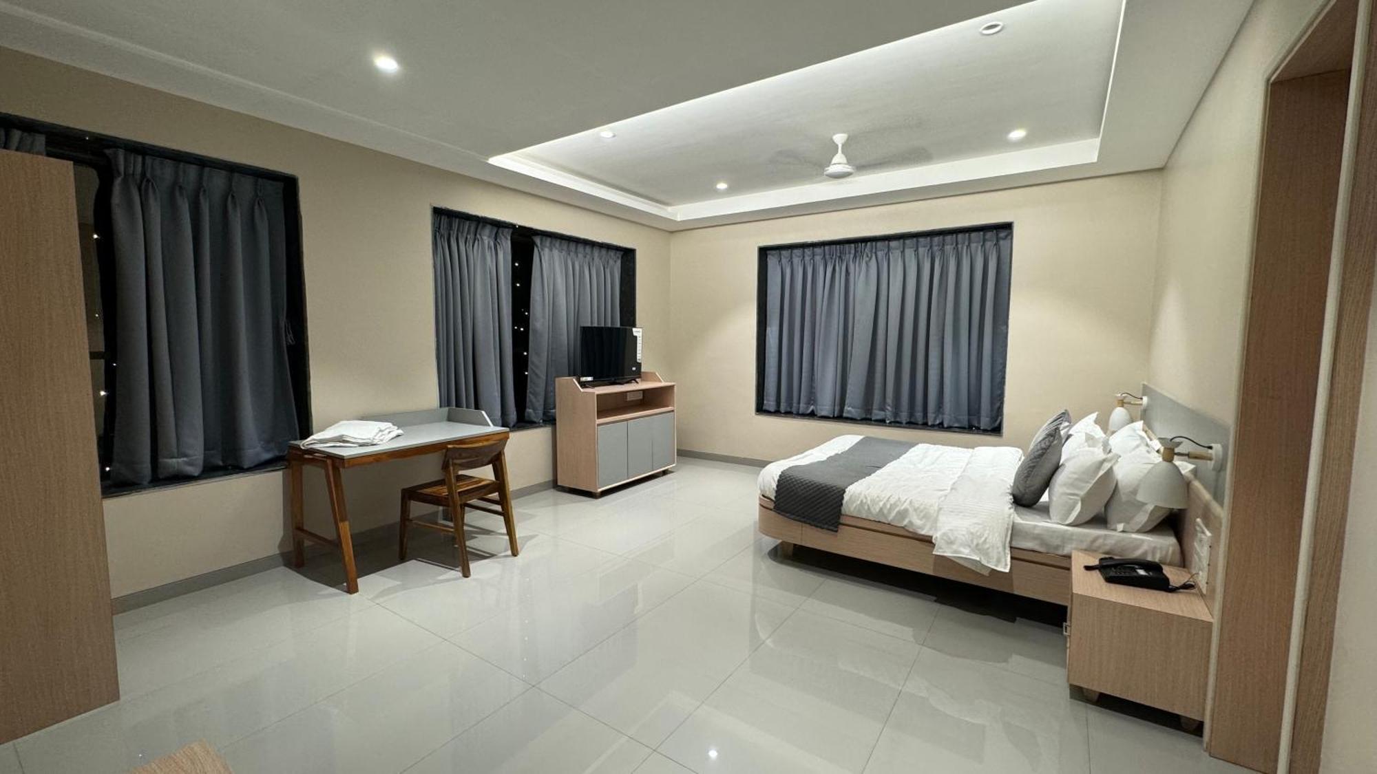 The Pavilion Park Resort Malegaon Ngoại thất bức ảnh